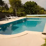Casa Floravista بومبارال